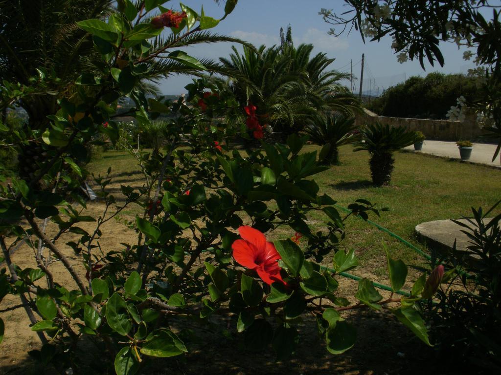 Charly Point Villa Methoni  Extérieur photo